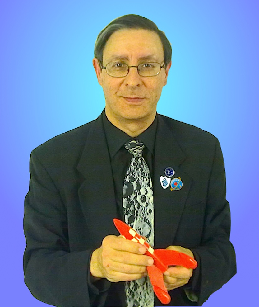 Jerry Stone with Tintin rocket Full